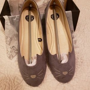 Modcloth Tuk Brand Grey Cat Flats